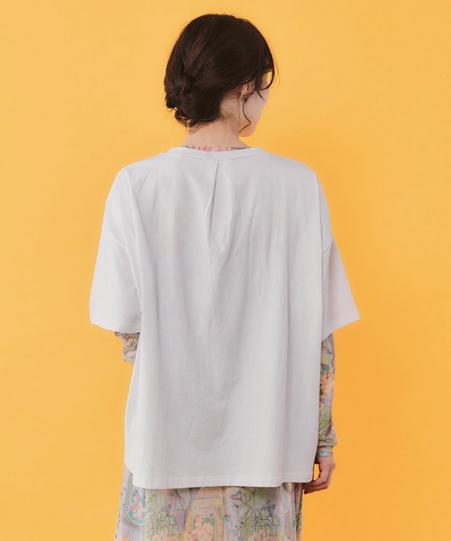 ScoLar(スカラー)の「162675:レースリボン付き 花ネコ柄Tシャツ(Tシャツ/カットソー・レディース・パープル/ブラック/オフホワイト・M)」の16枚目の写真