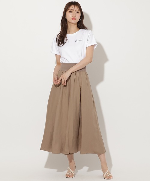 AND COUTURE(アンドクチュール)の「リネンタックフレアパンツ(その他パンツ・レディース・ブラック/ブラウン系その他/オフホワイト・FREE)」の3枚目の写真