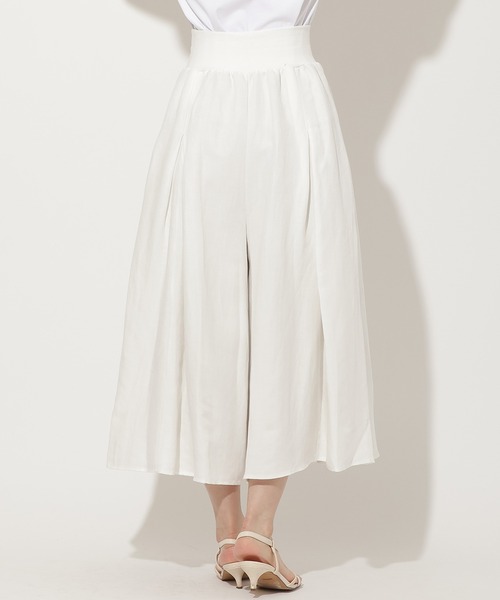 AND COUTURE(アンドクチュール)の「リネンタックフレアパンツ(その他パンツ・レディース・ブラック/ブラウン系その他/オフホワイト・FREE)」の6枚目の写真