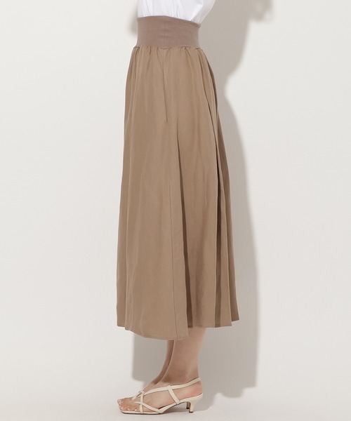 AND COUTURE(アンドクチュール)の「リネンタックフレアパンツ(その他パンツ・レディース・ブラック/ブラウン系その他/オフホワイト・FREE)」の17枚目の写真
