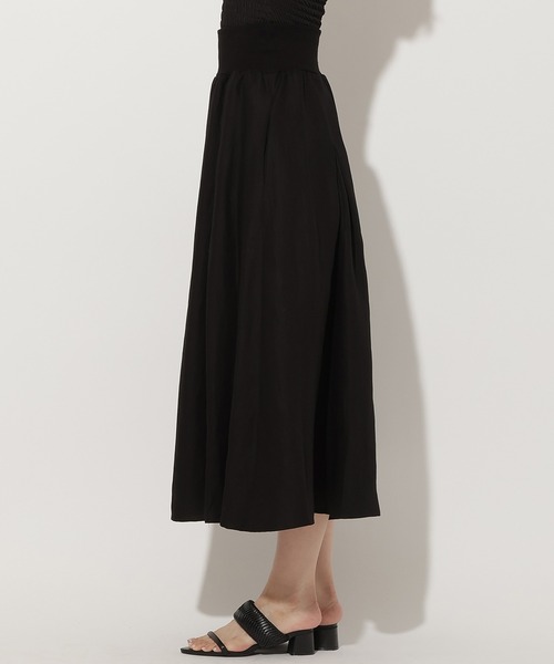 AND COUTURE(アンドクチュール)の「リネンタックフレアパンツ(その他パンツ・レディース・ブラック/ブラウン系その他/オフホワイト・FREE)」の11枚目の写真