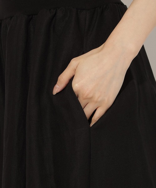 AND COUTURE(アンドクチュール)の「リネンタックフレアパンツ(その他パンツ・レディース・ブラック/ブラウン系その他/オフホワイト・FREE)」の13枚目の写真
