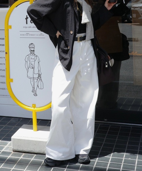merrylatte(メリーラテ)の「ストレートワイドデニムパンツ(デニムパンツ・レディース・オフホワイト・MEDIUM)」の6枚目の写真