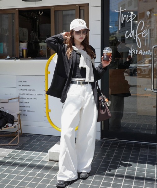 merrylatte(メリーラテ)の「ストレートワイドデニムパンツ(デニムパンツ・レディース・オフホワイト・MEDIUM)」の2枚目の写真
