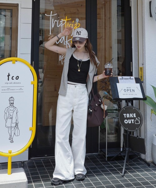 merrylatte(メリーラテ)の「ストレートワイドデニムパンツ(デニムパンツ・レディース・オフホワイト・MEDIUM)」の22枚目の写真
