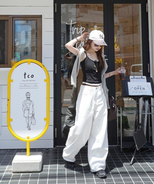 merrylatte(メリーラテ)の「ストレートワイドデニムパンツ(デニムパンツ・レディース・オフホワイト・MEDIUM)」の17枚目の写真