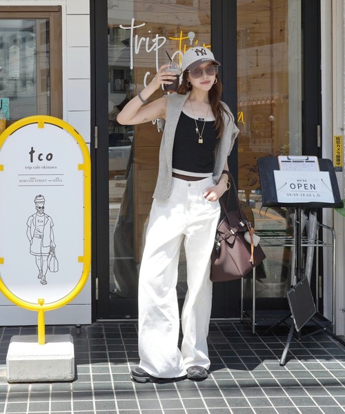 merrylatte(メリーラテ)の「ストレートワイドデニムパンツ(デニムパンツ・レディース・オフホワイト・MEDIUM)」の12枚目の写真