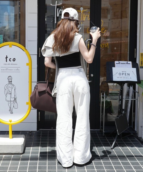 merrylatte(メリーラテ)の「ストレートワイドデニムパンツ(デニムパンツ・レディース・オフホワイト・MEDIUM)」の11枚目の写真