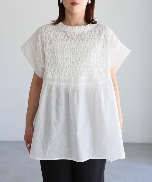 Riberry（リベリー）の「インド綿スモッキング刺繍フレアブラウス（シャツ/ブラウス・レディース・オフホワイト/ブラック・MEDIUM）」の9枚目の写真