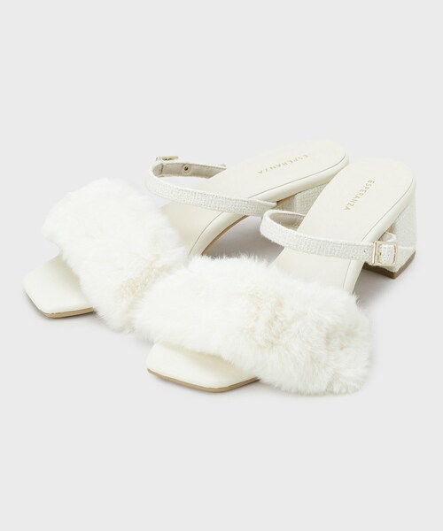 ESPERANZA(エスペランサ)の「【Fur Collection】フェイクファー付き2WAYミュールサンダル(サンダル・レディース・ブラック系8/アイボリー系8/ピンク系9・LL/M/S/L)」の10枚目の写真