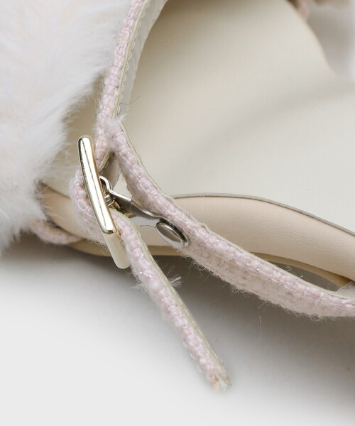 ESPERANZA(エスペランサ)の「【Fur Collection】フェイクファー付き2WAYミュールサンダル(サンダル・レディース・ブラック系8/アイボリー系8/ピンク系9・LL/M/S/L)」の22枚目の写真