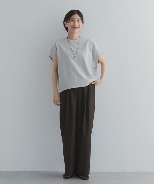 URBAN RESEARCH DOORS(アーバンリサーチドアーズ)の「リネンタッチBACKボタンプルオーバー | バックボタン/夏/大人カジュアル/バックデザイン/シンプル/ベーシック(Tシャツ/カットソー・レディース・オフホワイト/ミント/チャコールグレー/ライトグレー・FREE)」の8枚目の写真