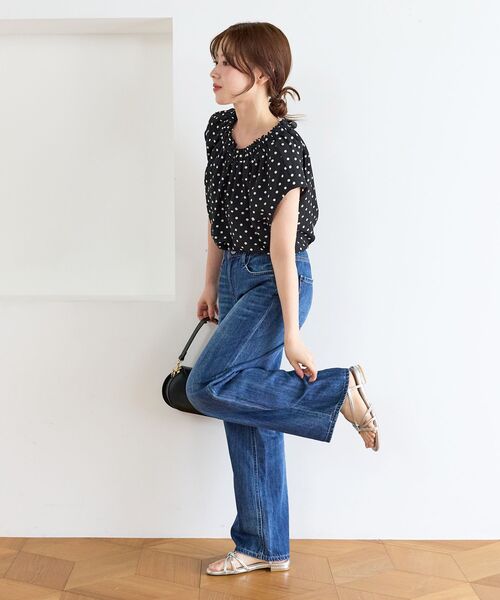 le.coeur blanc（ルクールブラン）の「Healthy denim PinkPepper M-Easy（デニムパンツ・レディース・ブルー/サックスブルー・38/36）」の21枚目の写真