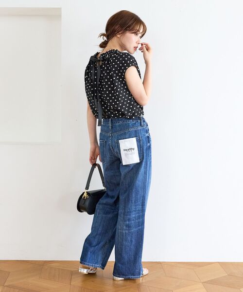 le.coeur blanc（ルクールブラン）の「Healthy denim PinkPepper M-Easy（デニムパンツ・レディース・ブルー/サックスブルー・38/36）」の22枚目の写真