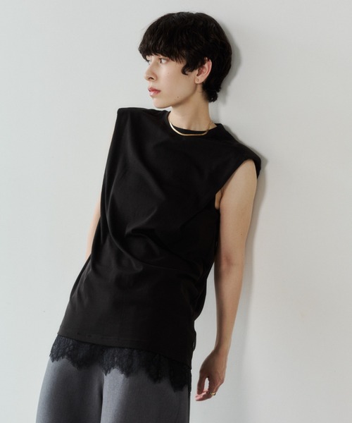 VION(ヴィオン)の「タックショルダーレースノースリーブティー / Tuck Shoulder Lace Sleeveless TEE(Tシャツ/カットソー・レディース・ブラック/ホワイト・FREE)」の12枚目の写真