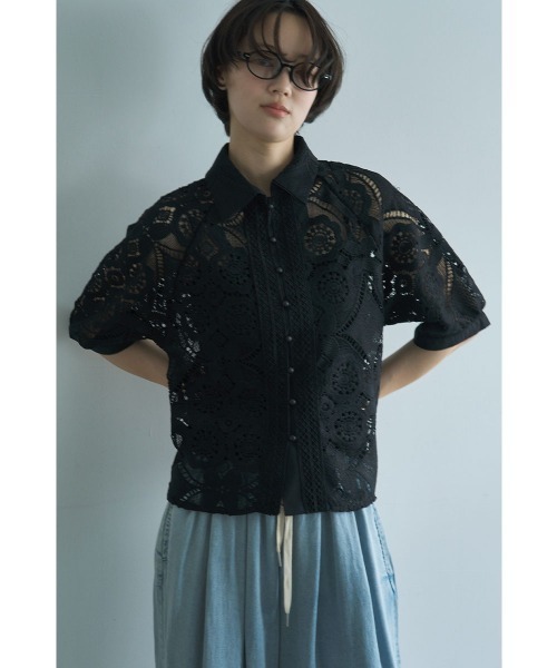 marjour（マージュール）の「LACE OVER SHIRT（シャツ/ブラウス・レディース・ブラック・M）」の6枚目の写真
