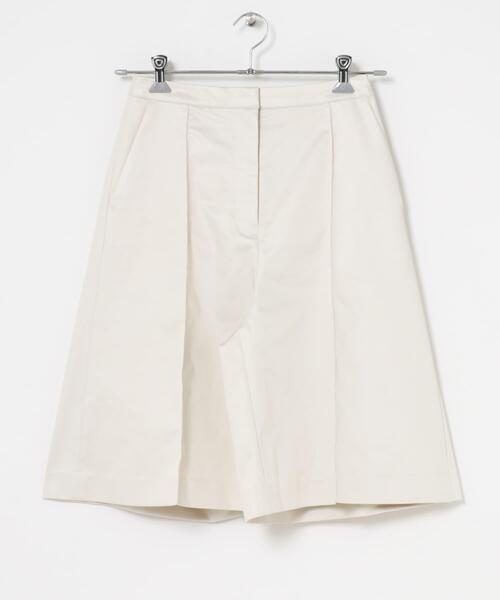 URBAN RESEARCH ROSSO WOMEN（アーバンリサーチ　ロッソ）の「ハードサテンハーフパンツ（その他パンツ・レディース・アイボリー/ブラック・38/36）」の8枚目の写真