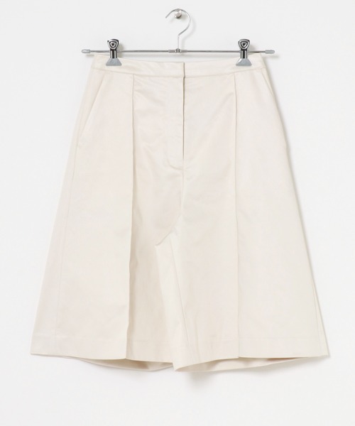 URBAN RESEARCH ROSSO WOMEN(アーバンリサーチ ロッソ)の「ハードサテンハーフパンツ(その他パンツ・レディース・アイボリー・38/36)」の3枚目の写真