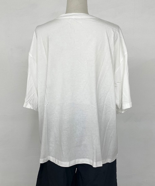 CRB(シーアールビー)の「パネル転写キャットビッグTシャツ(Tシャツ/カットソー・レディース・レッド/チャコール/オフホワイト・F)」の18枚目の写真