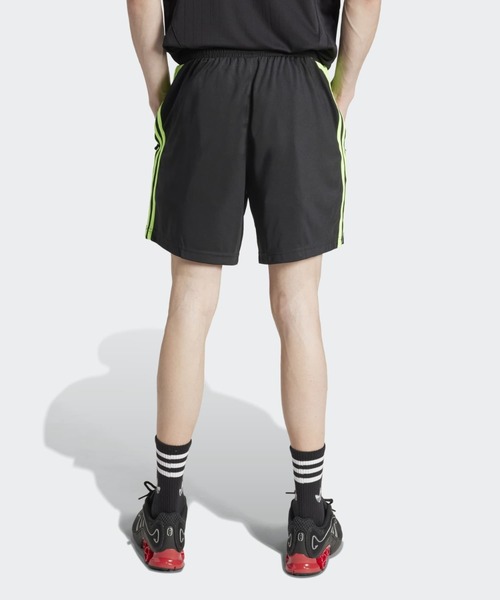 adidas(アディダス)の「チームガイスト アディカラー ショーツ / ハーフパンツ / アディダスオリジナルス adidas Originals(その他パンツ・メンズ・ブラック・SMALL/MEDIUM/LARGE/X-LARGE/XX-LARGE/X-SMALL)」の2枚目の写真