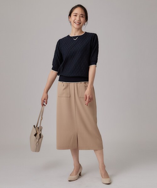 SHOO・LA・RUE(シューラルー)の「【毛玉になりにくい/S-LL/洗濯機可】すっきり二の腕カバー ダイヤ柄5分袖配色ニット(ニット/セーター・レディース・ネイビー/ボルドー/ベージュ・01/02/03/04)」の14枚目の写真