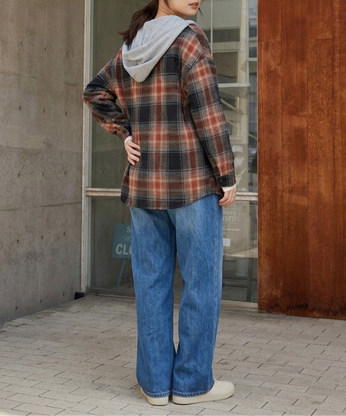 AMELY(エミリー)の「オーバーサイズチェックシャツ/フード取り外し可能(シャツ/ブラウス・レディース・ブラック/ブラウン/グレー/イエロー/ブルー/ブラウン系その他・フリー)」の10枚目の写真