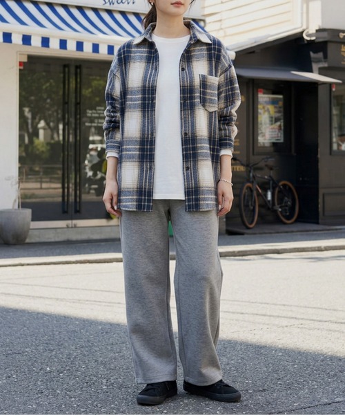 AMELY(エミリー)の「オーバーサイズチェックシャツ/フード取り外し可能(シャツ/ブラウス・レディース・ブラック/ブラウン/グレー/イエロー/ブルー/ブラウン系その他・フリー)」の17枚目の写真