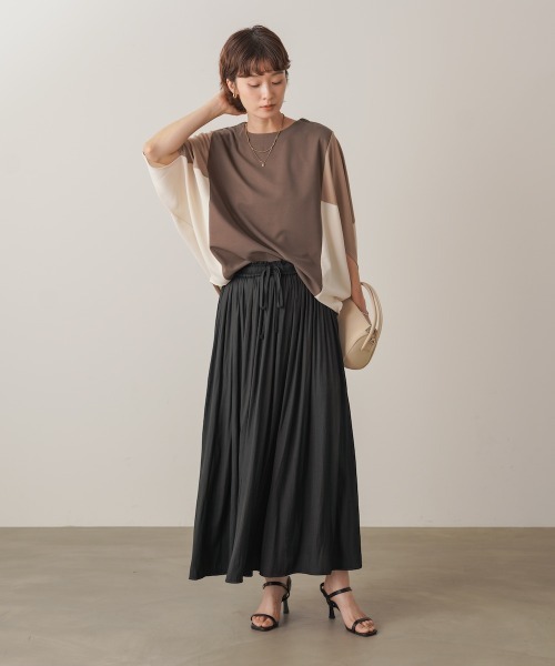 Bou Jeloud(ブージュルード)の「異素材配色ドルマンプルオーバー(Tシャツ/カットソー・レディース・ブラック/モカ・FREE)」の16枚目の写真
