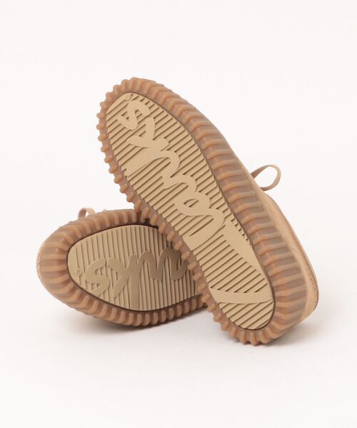 Clarks(クラークス)の「Clarks クラークス TORHILL BEE【本革】レディースシューズ 厚底 ワラビー モカシン(トーヒルビー) 26327766 ウォームサンドスエード(モカシン/デッキシューズ・レディース・サンドベージュ・24.0cm/23.5cm/23.0cm/24.5cm/22.5cm)」の3枚目の写真