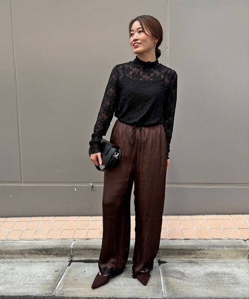 le.coeur blanc(ルクールブラン)の「レースタートル(Tシャツ/カットソー・レディース・ブラック/オフホワイト・38)」の17枚目の写真