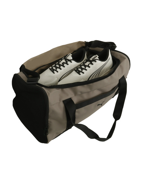 PUMA(プーマ)の「PUMA プーマ ユニセックス トレイン オール デイ スモール スポーツバッグ 3(ボストンバッグ・メンズ・グレー・フリー)」の4枚目の写真