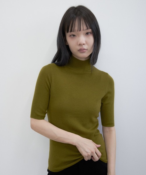 PLEA Collective(プリ―コレクティブ)の「ウールハイネック半袖ニット(ニット/セーター・レディース・アイボリー/オリーブ/チャコール/ブラウン/ブラック・FREE)」の22枚目の写真