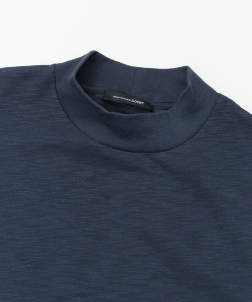 URBAN RESEARCH DOORS MENS（アーバンリサーチ ドアーズ メンズ）の「DOORS スラブ天竺モックネックTee（Tシャツ/カットソー・メンズ・ネイビー/ブラック/グレー/オフホワイト・38/40）」の7枚目の写真