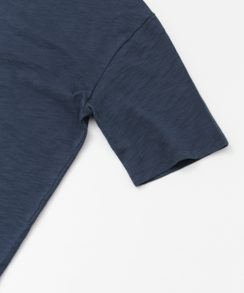 URBAN RESEARCH DOORS MENS（アーバンリサーチ ドアーズ メンズ）の「DOORS スラブ天竺モックネックTee（Tシャツ/カットソー・メンズ・ネイビー/ブラック/グレー/オフホワイト・38/40）」の8枚目の写真