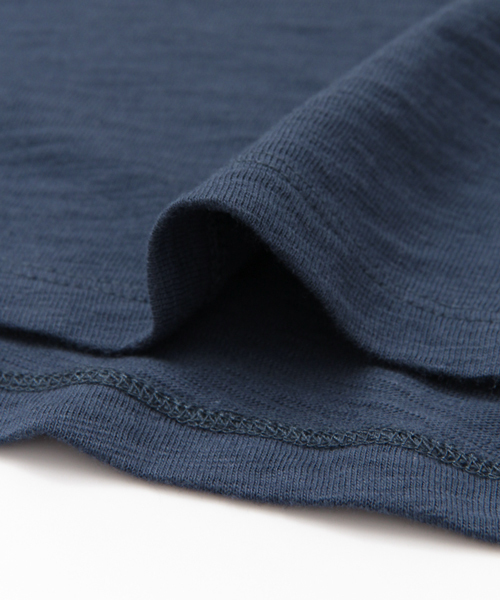 URBAN RESEARCH DOORS MENS（アーバンリサーチ ドアーズ メンズ）の「DOORS スラブ天竺モックネックTee（Tシャツ/カットソー・メンズ・ネイビー/ブラック/グレー/オフホワイト・38/40）」の10枚目の写真