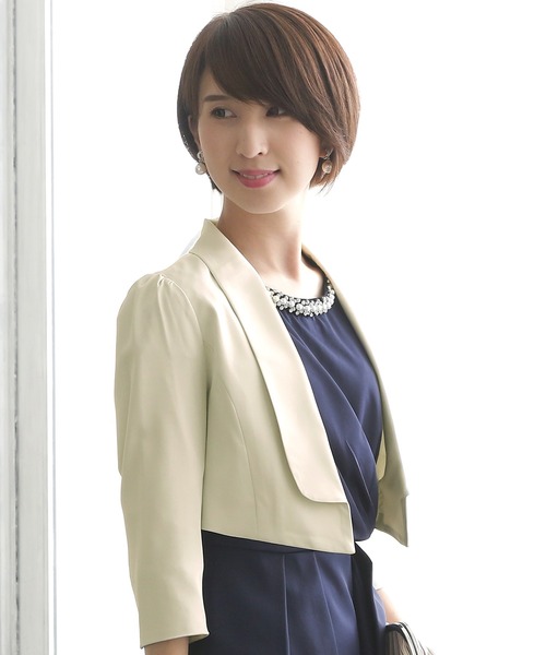 PourVous（プールヴー）の「大人の女性の雰囲気醸し出すショールカラー ボレロ 結婚式対応 オケージョン （テーラードジャケット・レディース・ブラック/グレイッシュベージュ/ベージュ/ミント・XL/L/M/XXL）」の19枚目の写真