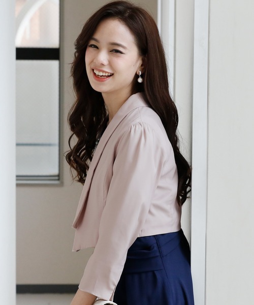 PourVous（プールヴー）の「大人の女性の雰囲気醸し出すショールカラー ボレロ 結婚式対応 オケージョン （テーラードジャケット・レディース・ブラック/グレイッシュベージュ/ベージュ/ミント・XL/L/M/XXL）」の13枚目の写真