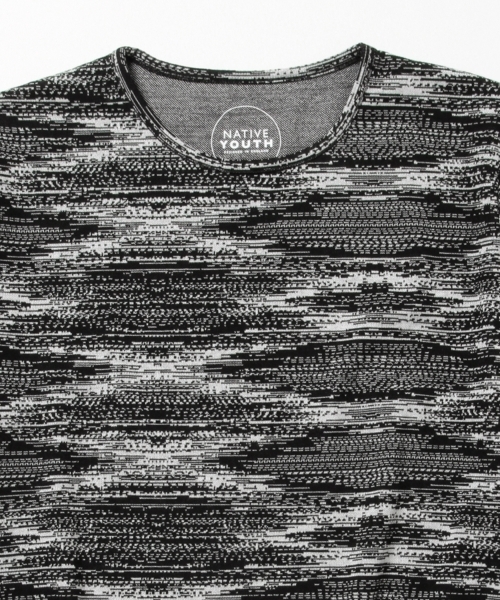 BEAMS LIGHTS Men's（ビームスライツ メンズ）の「NATIVE YOUTH / ジャカードTシャツ（Tシャツ/カットソー・メンズ・ブラック・LARGE/MEDIUM/SMALL）」の4枚目の写真
