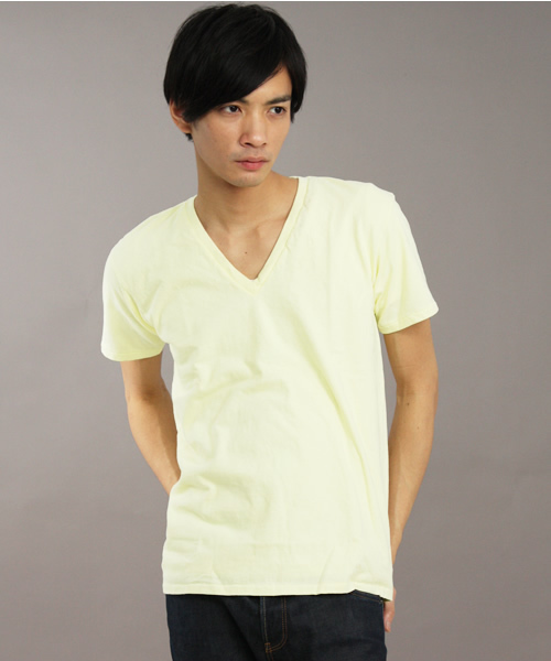 SHIPS JET BLUE（シップスジェットブルー）の「TUBE V/NECK TEE（Tシャツ/カットソー・メンズ・グレー/ブラック/ピンク/レッド/イエロー/オリーブ/ブルー/ホワイト・SMALL/MEDIUM/LARGE）」の7枚目の写真