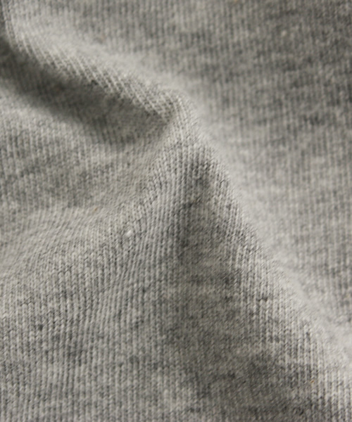 SHIPS JET BLUE（シップスジェットブルー）の「TUBE V/NECK TEE（Tシャツ/カットソー・メンズ・グレー/ブラック/ピンク/レッド/イエロー/オリーブ/ブルー/ホワイト・SMALL/MEDIUM/LARGE）」の18枚目の写真