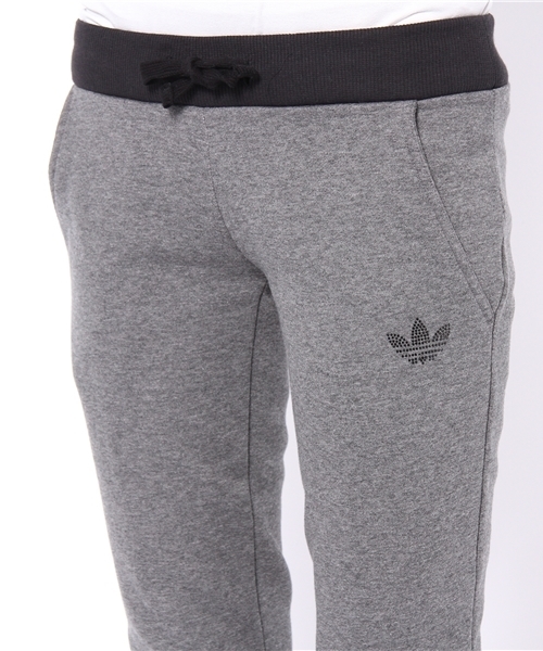 adidas Originals（アディダスオリジナルス）の「アディダス