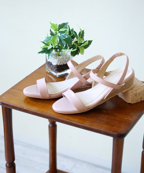 menue(メヌエ)の「3.5cmヒール ジュート ゴムストラップサンダル(サンダル・レディース・モスグリーン/フューシャピンク/ベージュ/その他1/ブラック系その他/アッシュグレー/ネイビー/マスタード/イエロー/ライトグレー/グレー/ラベンダー/ブラウン系その他/ブラック/ピンク/その他2/スモークピンク/チェック/シルバー/テラコッタ/ゼブラ/ブラック系その他3/ライトグリーン/グレイッシュベージュ/その他/グレイッシュブルー/パイソン/ブラック系その他2/ブラウン系その他2/グレー系その他/その他3・L/M/SS/LL/S/3L)」の21枚目の写真