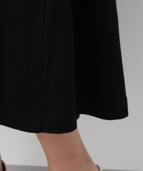 LEPSIM（レプシィム）の「Aラインフレアロングワンピース　804340（ワンピース・レディース・ブラック/ダークブラウン/グレイッシュベージュ・FREE）」の18枚目の写真