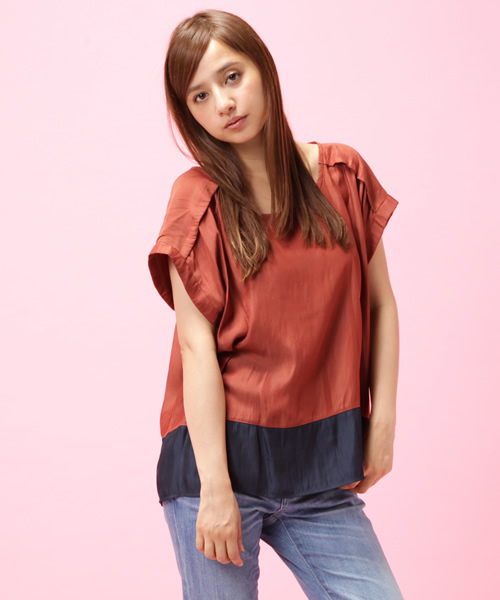 Soareak(ソアリーク)の「バイカラートップス(シャツ/ブラウス・レディース・オレンジ/ベージュ/ホワイト・MEDIUM)」の1枚目の写真