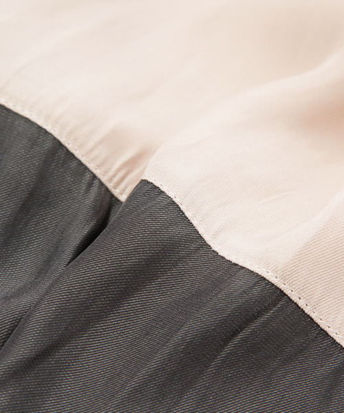 Soareak(ソアリーク)の「バイカラートップス(シャツ/ブラウス・レディース・オレンジ/ベージュ/ホワイト・MEDIUM)」の11枚目の写真