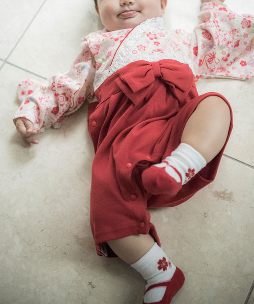 Catherine Cottage(キャサリンコテージ)の「足袋風ベビーソックス(ソックス/靴下・キッズ・ブラック/レッド・XS/XXS)」の5枚目の写真