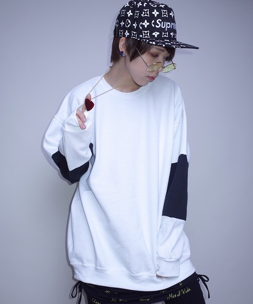 JERZEES（ジャージーズ）の「JERZEES LIMITED CREW SW F/ ジャージーズリミテッドクルースウェット（スウェット・レディース・ホワイト系その他3/ブラック系その他3/ホワイト系その他/ブラック系その他/ブラック系その他2/ホワイト系その他2・X-LARGE）」の10枚目の写真