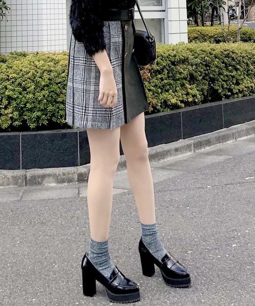 archives(アルシーヴ)の「ヒールローファー(ローファー・レディース・ブラック/ベージュ・MEDIUM/LARGE)」の14枚目の写真