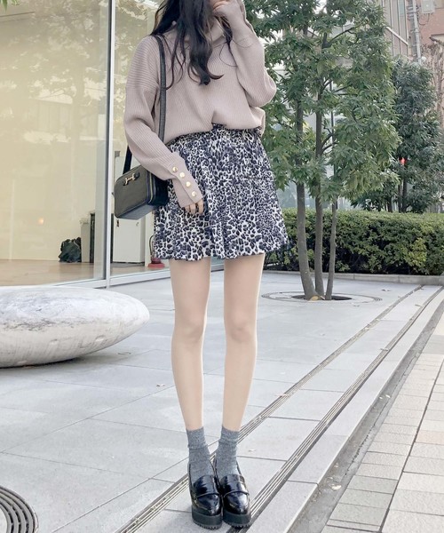 archives(アルシーヴ)の「ヒールローファー(ローファー・レディース・ブラック/ベージュ・MEDIUM/LARGE)」の3枚目の写真