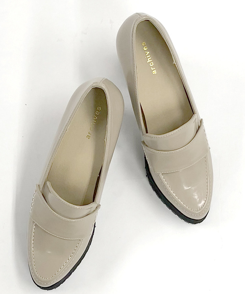 archives(アルシーヴ)の「ヒールローファー(ローファー・レディース・ブラック/ベージュ・MEDIUM/LARGE)」の9枚目の写真